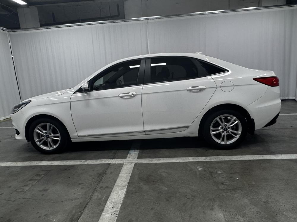 Ford Focus Sedan 2019 Facelift 1.5L Automatic Joyful Enjoyment China VI – фото 4