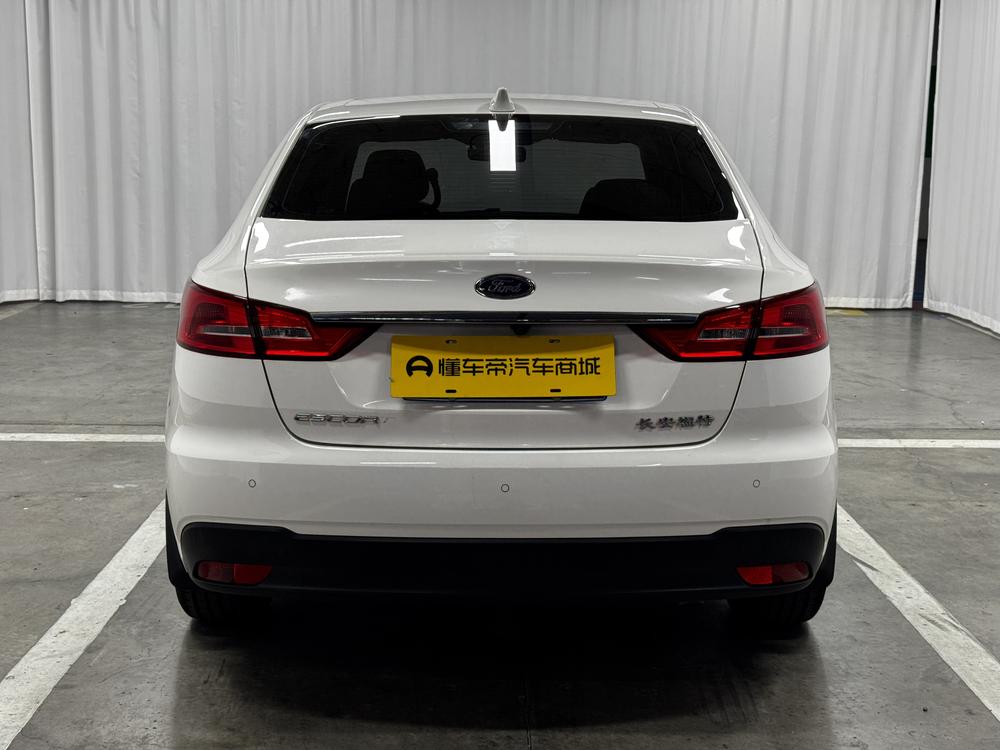 Ford Focus Sedan 2019 Facelift 1.5L Automatic Joyful Enjoyment China VI – фото 6