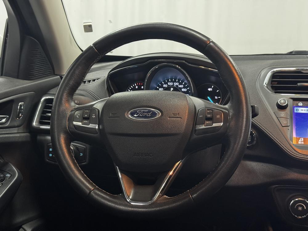 Ford Focus Sedan 2019 Facelift 1.5L Automatic Joyful Enjoyment China VI – фото 16