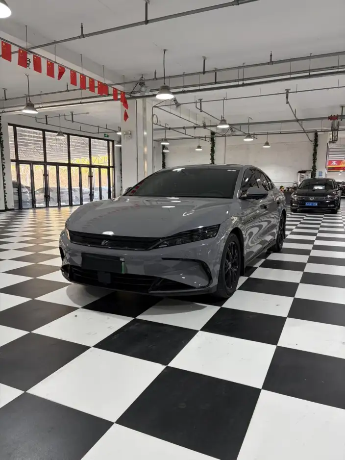 BYD Han DM 2025 Model Smart Driving Edition DM-i 125KM Elite Model – фото 1