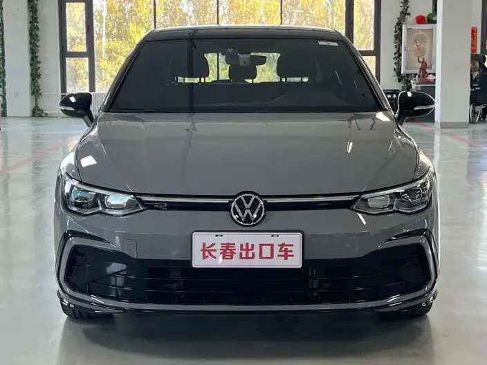 Volkswagen Golf 2023 Model 280TSI DSG R-Line Lite – фото 2
