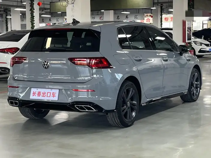 Volkswagen Golf 2023 Model 280TSI DSG R-Line Lite – фото 6
