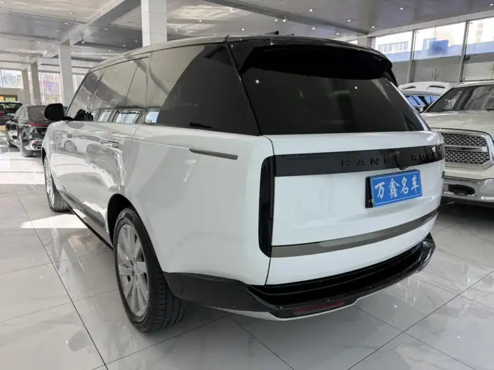 Range Rover 2023 Model 3.0 L6 400PS Shengshi VII seat Extended Edition – фото 4