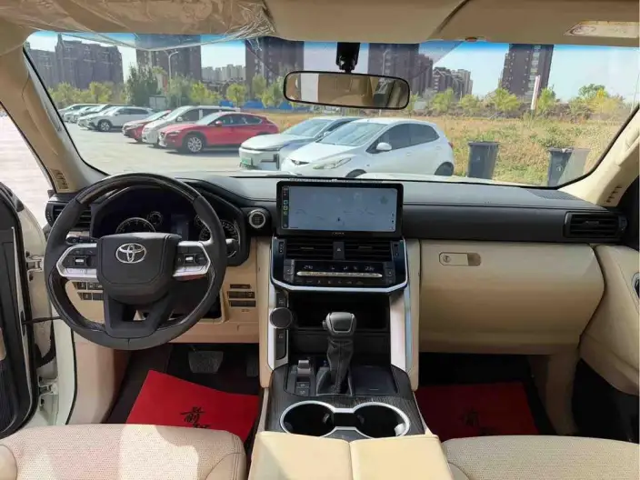 Land Cruiser (import 2025 Model 4.0L Automatic 4WD 7 seat Parallel Imported – фото 7