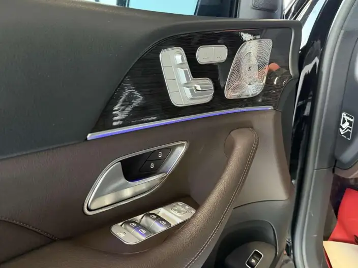 Mercedes-Benz GLS 2022 Model 3.0T Automatic 4WD 7 seat Parallel Imported – фото 7
