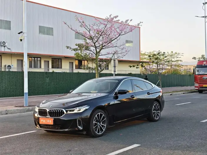 BMW 6 Series GT 2022 Model 630i Luxury Design Set – фото 1