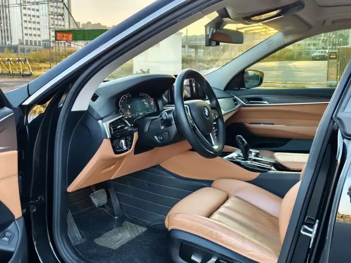 BMW 6 Series GT 2022 Model 630i Luxury Design Set – фото 8
