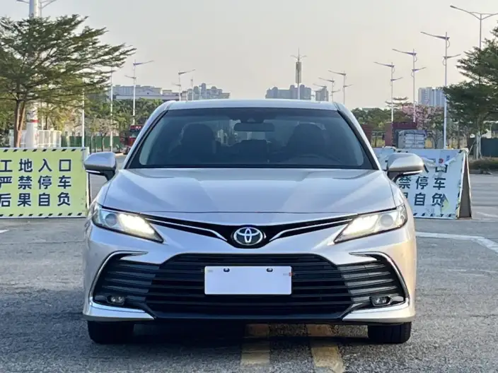 Toyota Camry 2021 Model 2.0G Deluxe Edition – фото 2