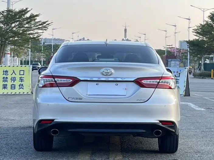 Toyota Camry 2021 Model 2.0G Deluxe Edition – фото 5