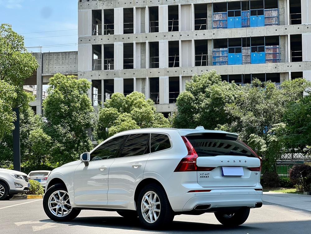 Volvo XC60 Модель 2019 года T5 4WD Smart Yi Edition National V – фото 4