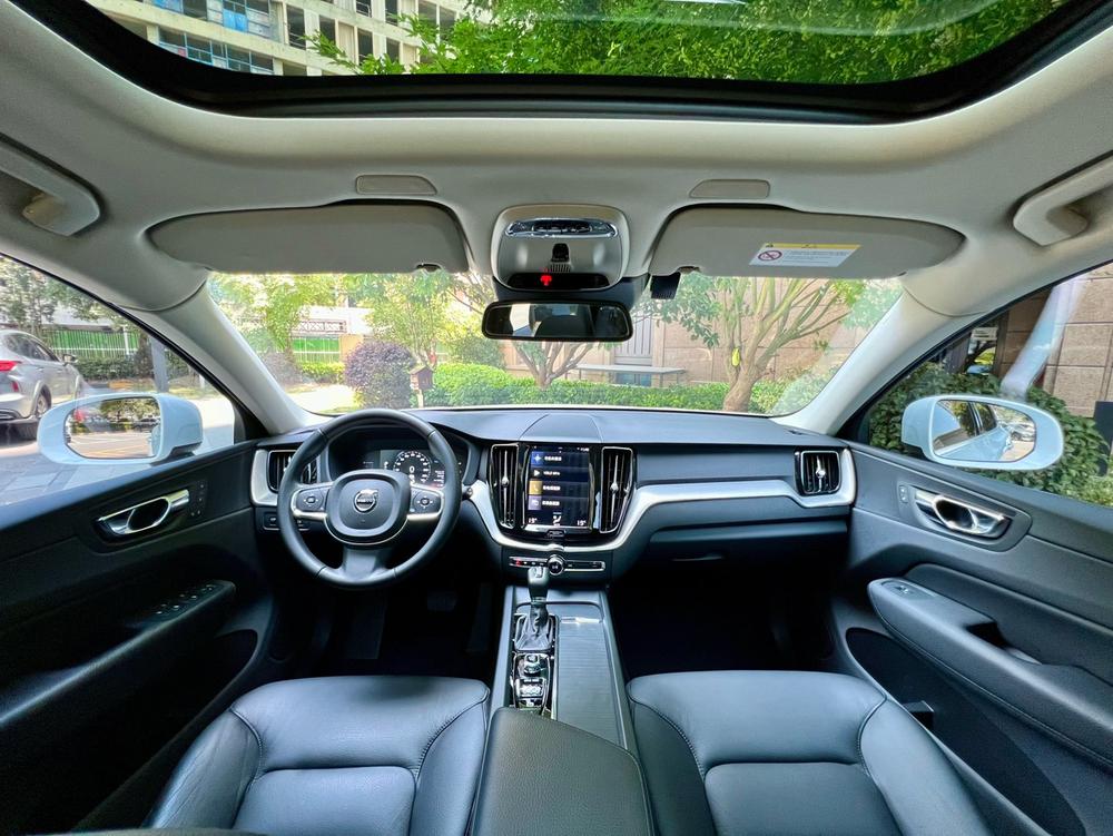 Volvo XC60 Модель 2019 года T5 4WD Smart Yi Edition National V – фото 13