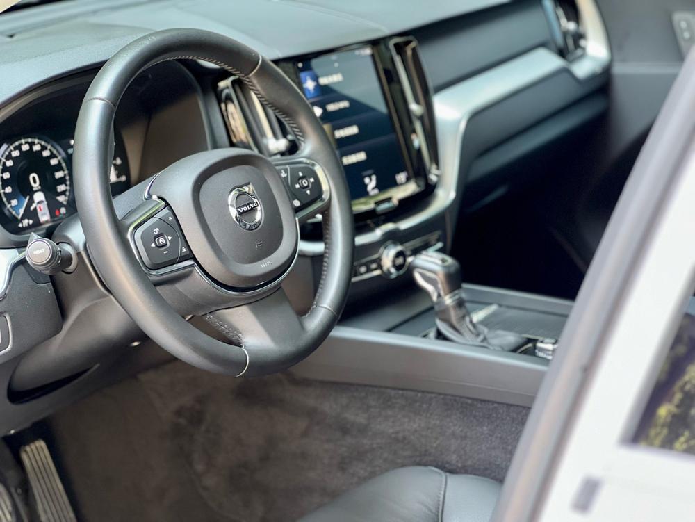 Volvo XC60 Модель 2019 года T5 4WD Smart Yi Edition National V – фото 18