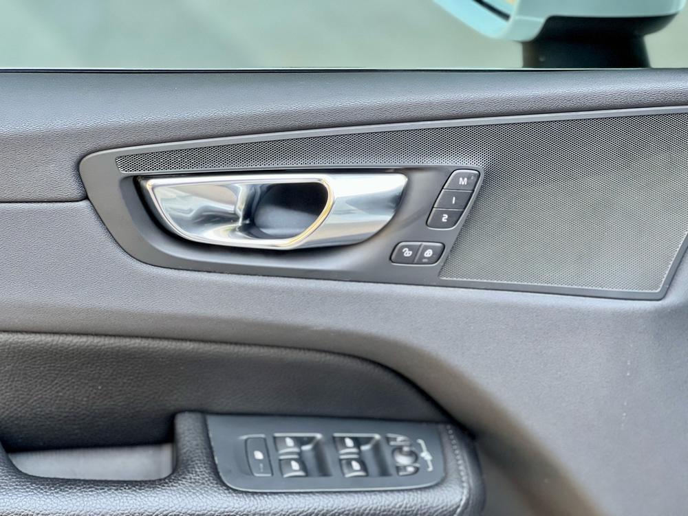 Volvo XC60 Модель 2019 года T5 4WD Smart Yi Edition National V – фото 20