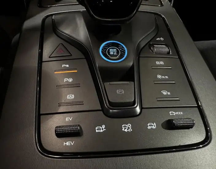 BYD Tang DM 2024 Model DM-p 215KM 4WD God of War Edition – фото 7