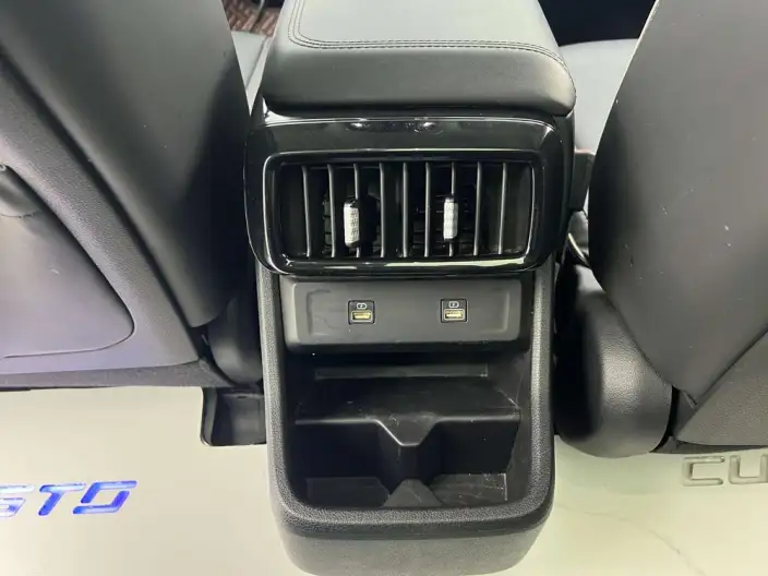 Hyundai Custin 2024 Model 270TGDi LUX Premium Edition – фото 6