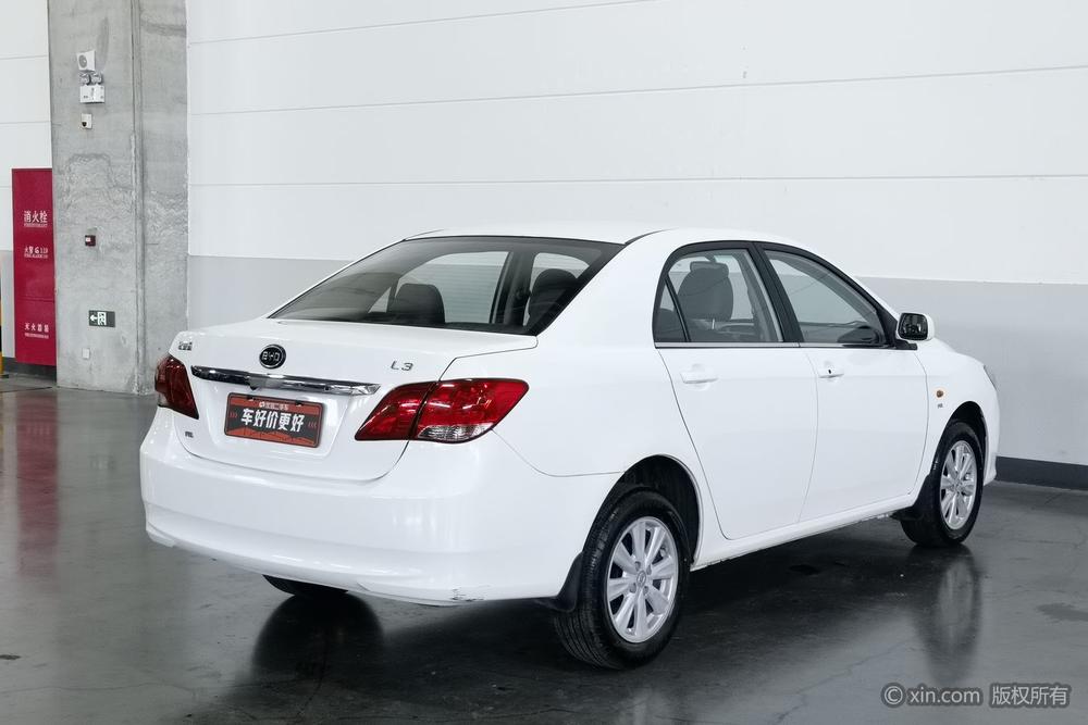 BYD L3 2015 модификация Eco Edition 1.5L Manual Comfort – фото 4
