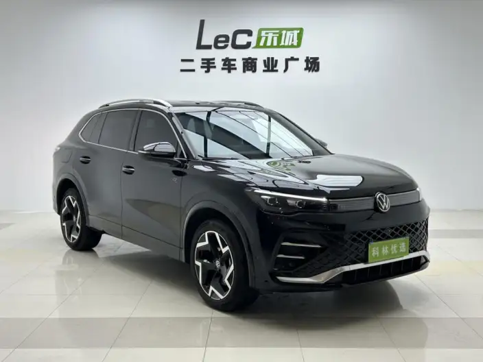 Volkswagen Tiguan L 2026 Model Pro 380TSI 2WD R-Line Pilot Edition – фото 3