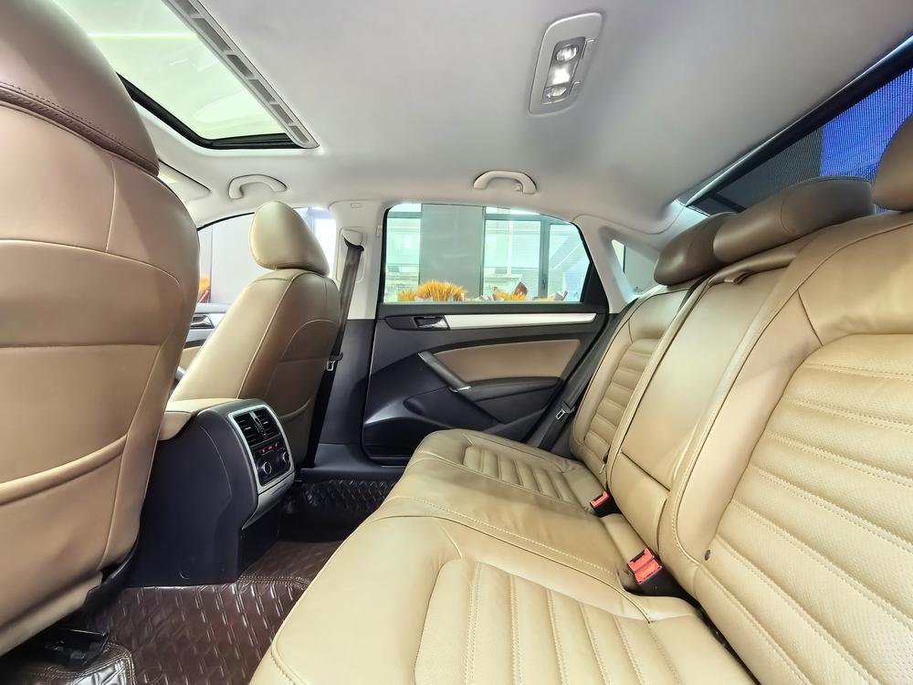 Volkswagen Passat 2014 модификация 1.8TSI DSG Prestige Навигация Edition – фото 9