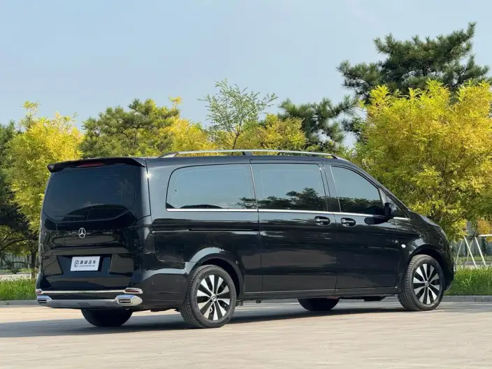 Viano 2023 Model 2.0T Business Edition 7 seat – фото 6