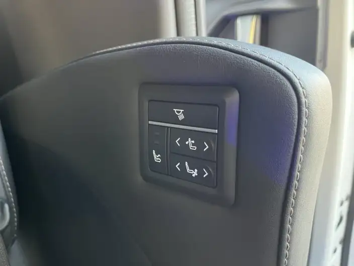 Toyota Sienna 2024 Model Hybrid 2.5L Zhen Xiang Premium Edition – фото 7