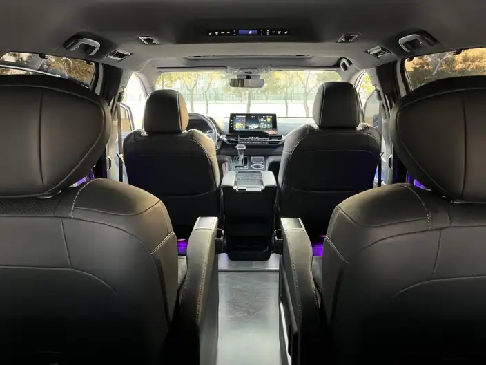 Toyota Sienna 2024 Model Hybrid 2.5L Zhen Xiang Premium Edition – фото 9