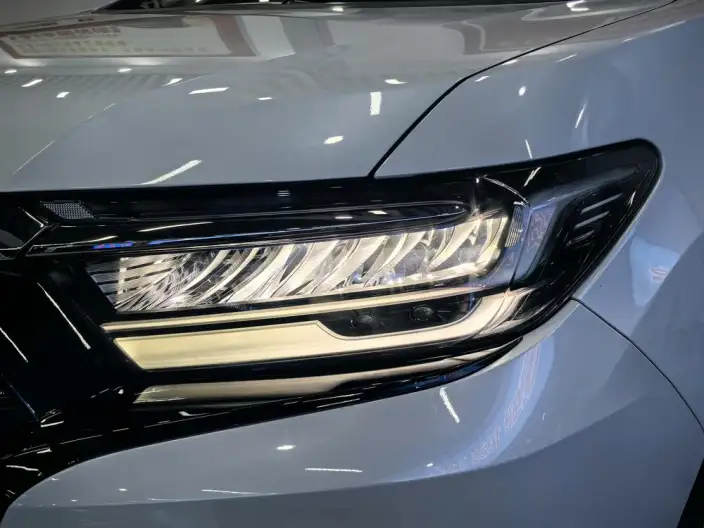Honda Elysion 2022 Model 2.0L Hybrid Deluxe Edition – фото 6