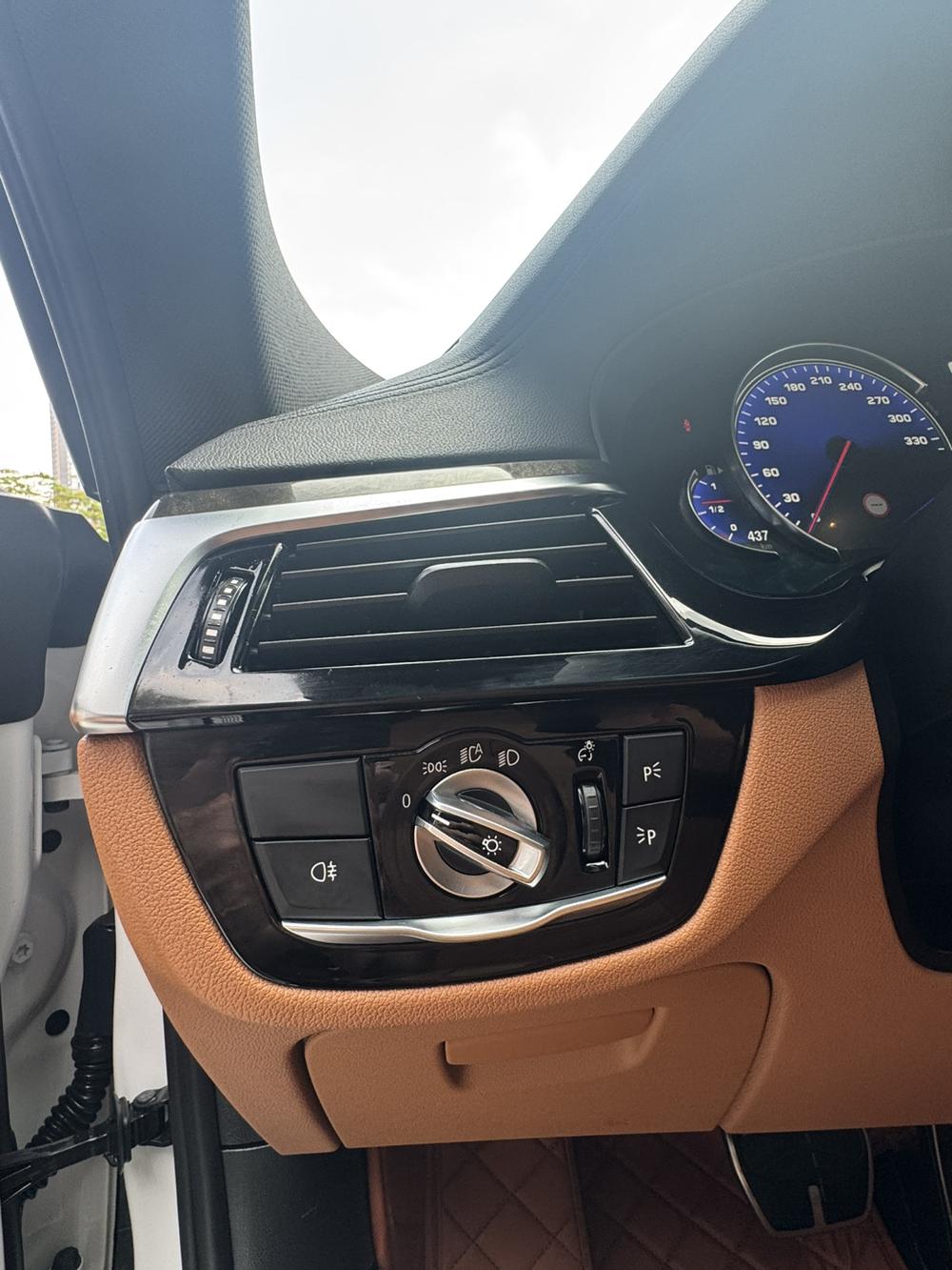 BMW 6 Series GT Модель 2018 года 630i M Sports Set – фото 30