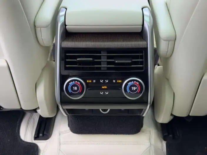 Range Rover 2024 Model 3.0 L6 400PS Shengshi Extended Edition 7 seat – фото 8