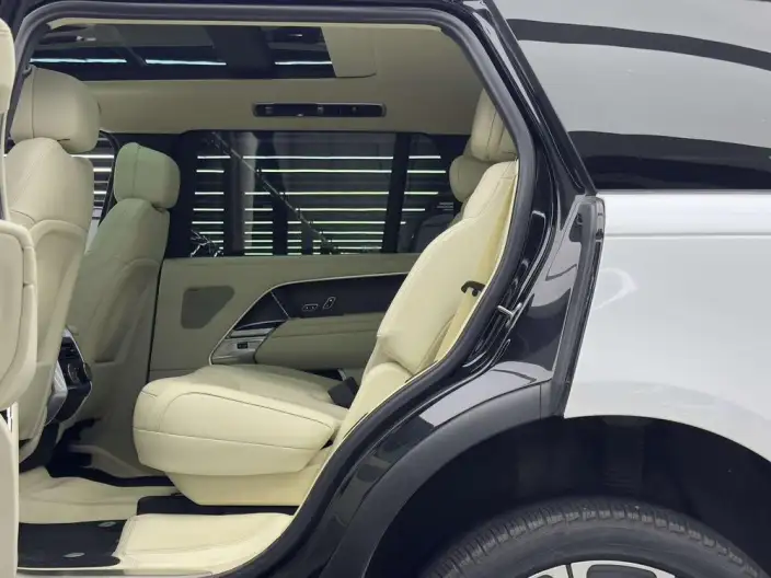 Range Rover 2024 Model 3.0 L6 400PS Shengshi Extended Edition 7 seat – фото 9