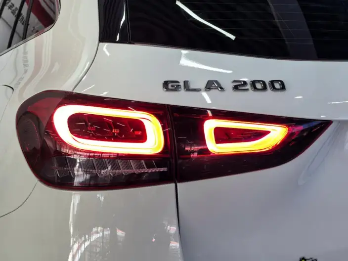 Mercedes-Benz GLA 2023 Model Facelift GLA 200 – фото 7