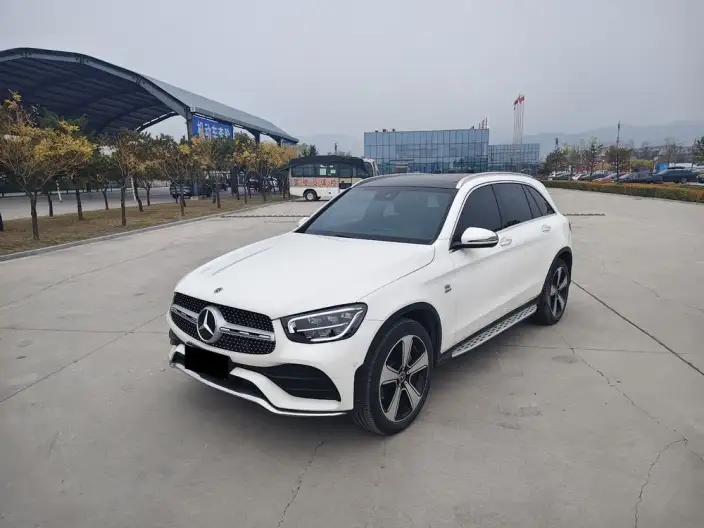 Mercedes-Benz GLC 2022 Model Facelift GLC 300 L 4MATIC Dynamic Model Collector Edition – фото 1