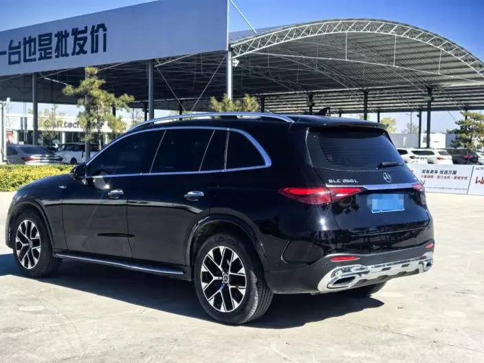 Mercedes-Benz GLC 2024 Model Facelift GLC 260 L 4MATIC Luxury Model 7 seat – фото 4