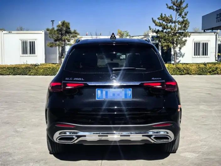 Mercedes-Benz GLC 2024 Model Facelift GLC 260 L 4MATIC Luxury Model 7 seat – фото 5