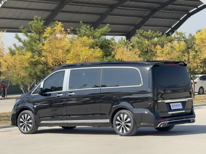 Viano 2023 Model 2.0T Business Edition 7 seat – фото 4
