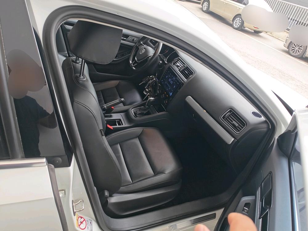 Volkswagen Sagitar 2015 модификация 230TSI автоматическое Comfort – фото 5