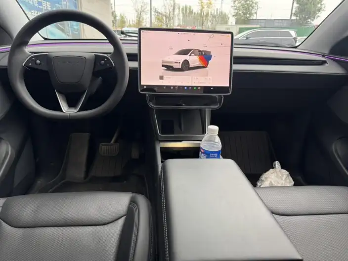 Model Y 2025 Model Rear-wheel drive version – фото 8