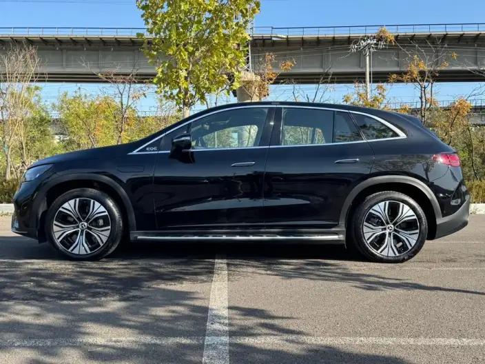 Mercedes-Benz EQE SUV 2024 Model EQE SUV 500 4MATIC – фото 4