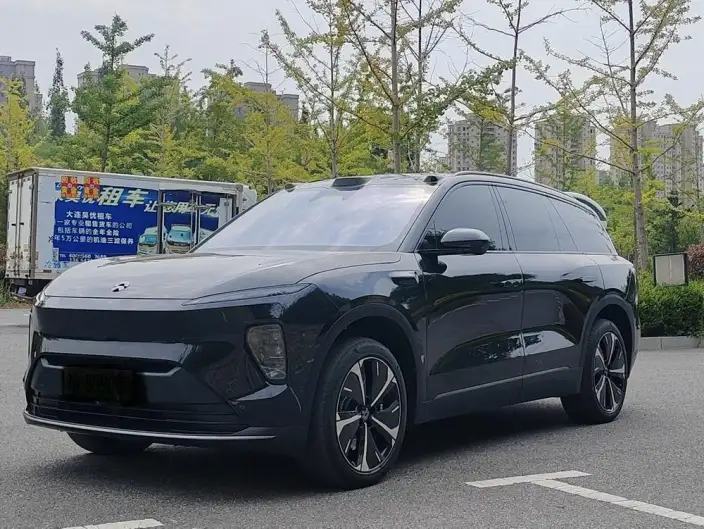 NIO ES8 2023 Model 75kWh Executive Edition – фото 1