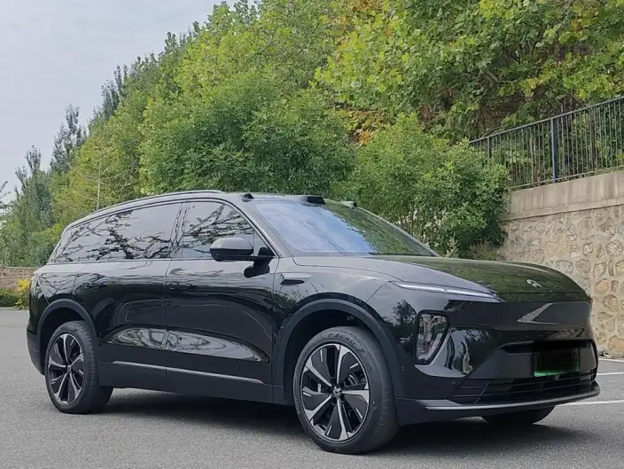 NIO ES8 2023 Model 75kWh Executive Edition – фото 3