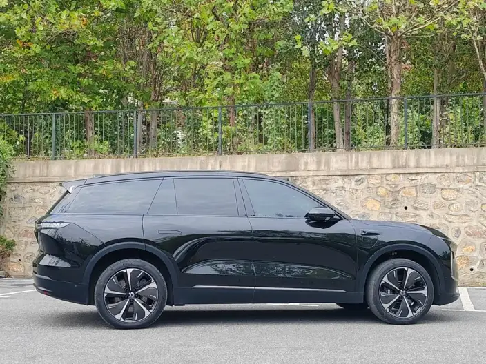 NIO ES8 2023 Model 75kWh Executive Edition – фото 5