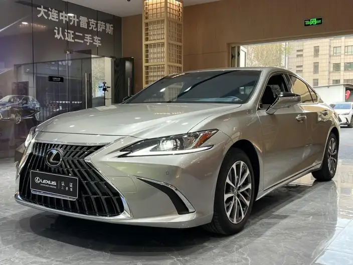 Lexus ES 2024 Model 200 Premium