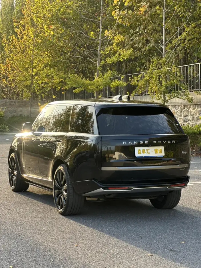Range Rover 2023 Model 3.0 L6 360PS Shengshi Edition – фото 4