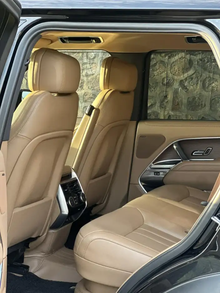 Range Rover 2023 Model 3.0 L6 360PS Shengshi Edition – фото 10