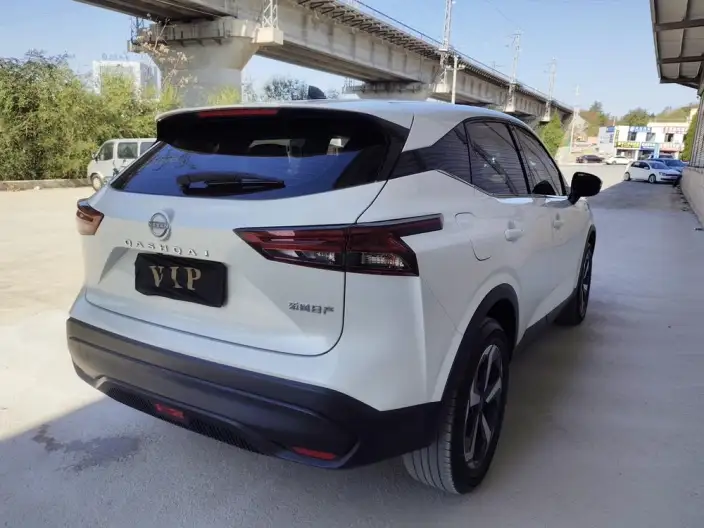Nissan Qashqai 2023 Model 1.3T Deluxe Edition – фото 3