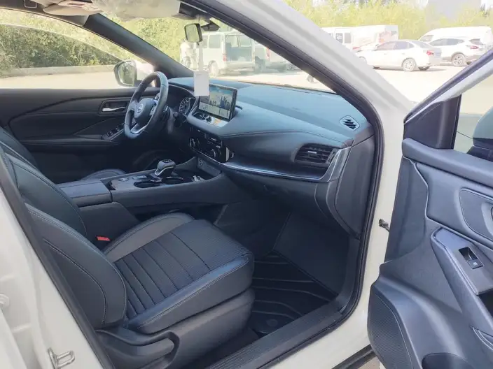 Nissan Qashqai 2023 Model 1.3T Deluxe Edition – фото 6