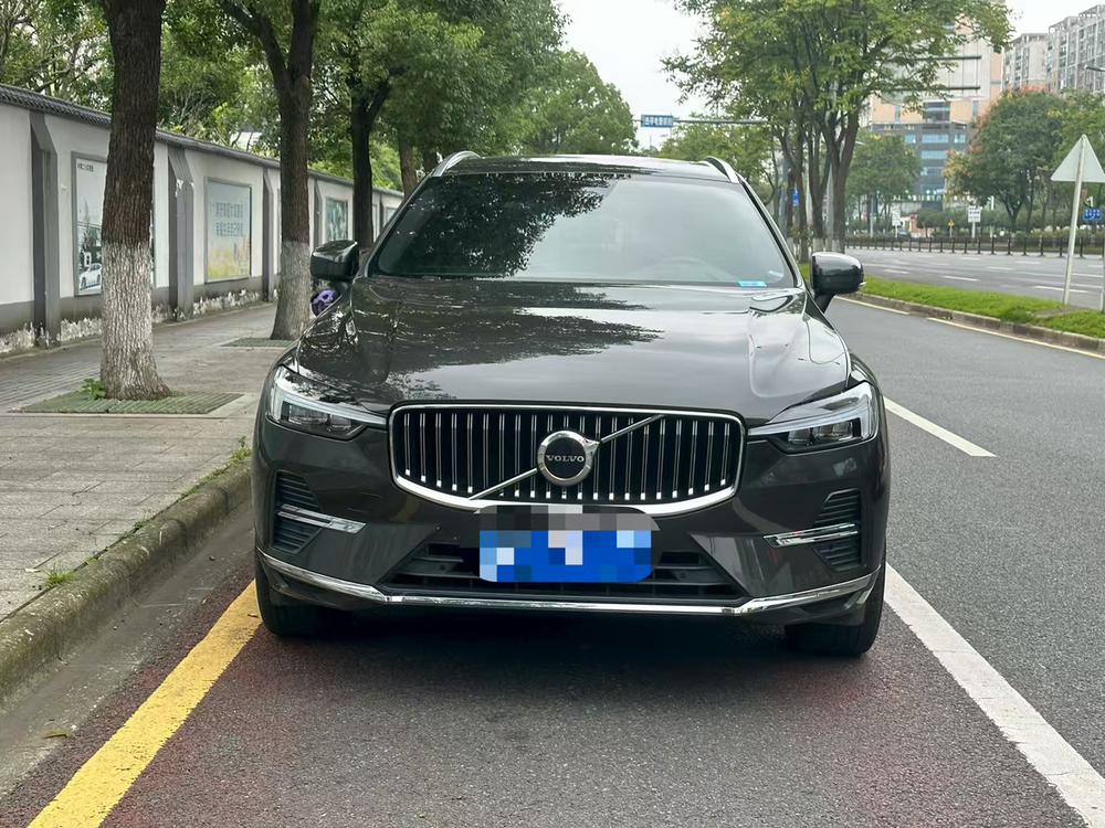 Volvo XC60 2022 B5 4WD Smart Enjoy Luxury – фото 2