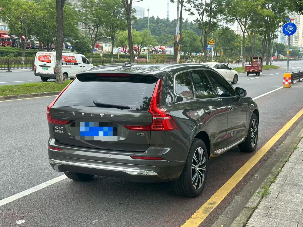 Volvo XC60 2022 B5 4WD Smart Enjoy Luxury – фото 6