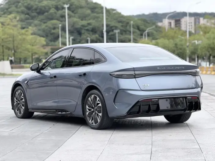 BYD Seal 2022 Model 550KM Standard Battery Life Rear Drive Edition Noble Model – фото 4