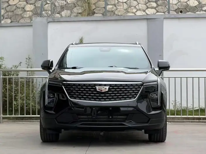 Cadillac XT4 2024 Model 28T 2WD Luxury Model