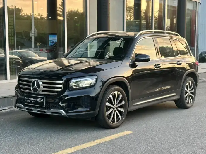Mercedes-Benz GLB 2025 Model GLB 220 Fashion Model – фото 1